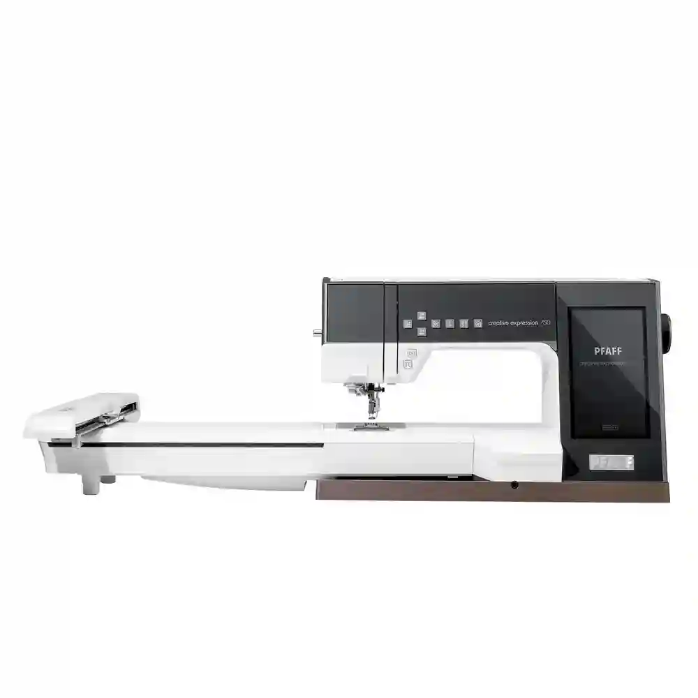 PFAFF creative expression 750 mit Stickmodul PFAFF creative expression 750 mit Stickmodul