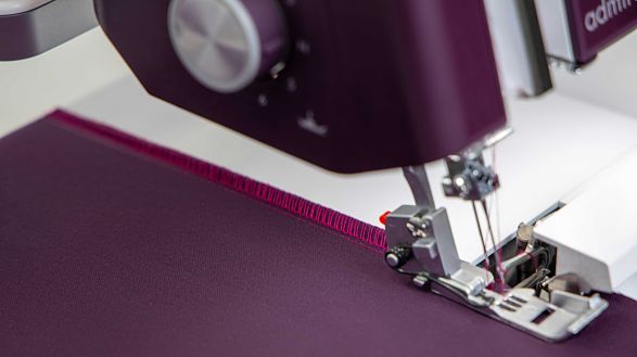 PFAFF admire air 7000 overlock